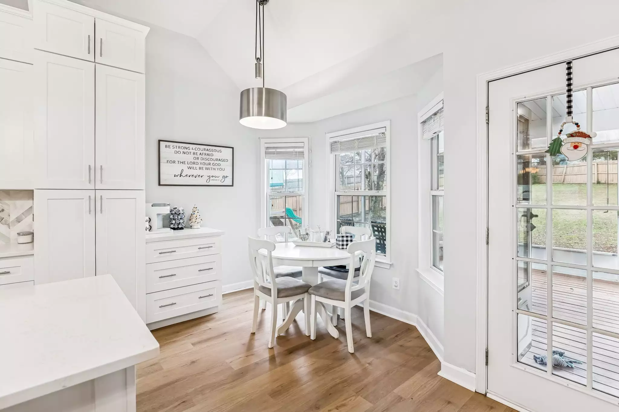 2713 Aston Woods Ln, Thompsons Station, TN  37179