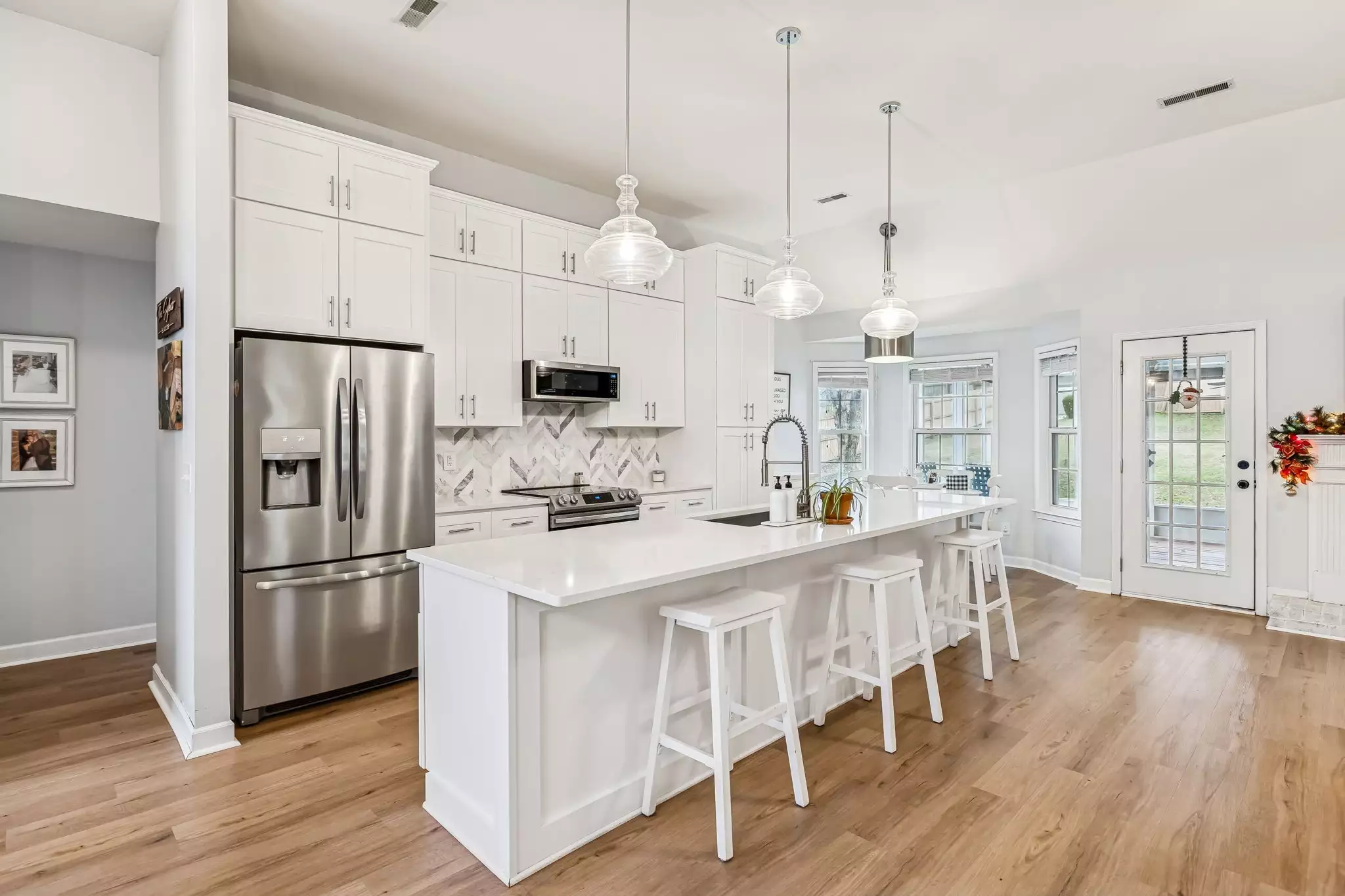 2713 Aston Woods Ln, Thompsons Station, TN  37179