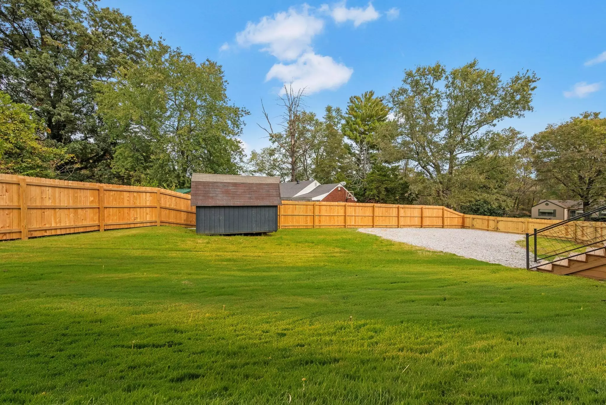 732 Drummond Dr, Nashville, TN  37211