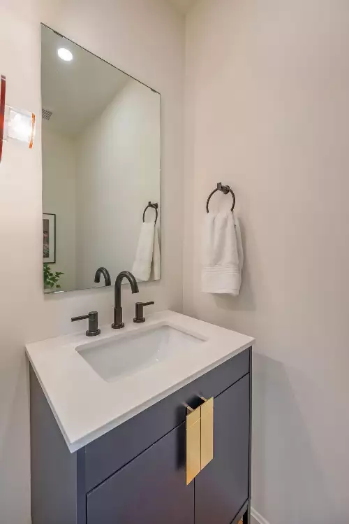 732 Drummond Dr, Nashville, TN  37211