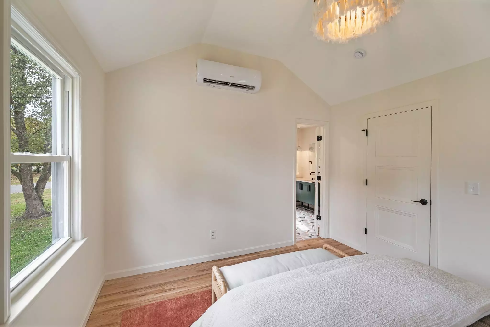 732 Drummond Dr, Nashville, TN  37211