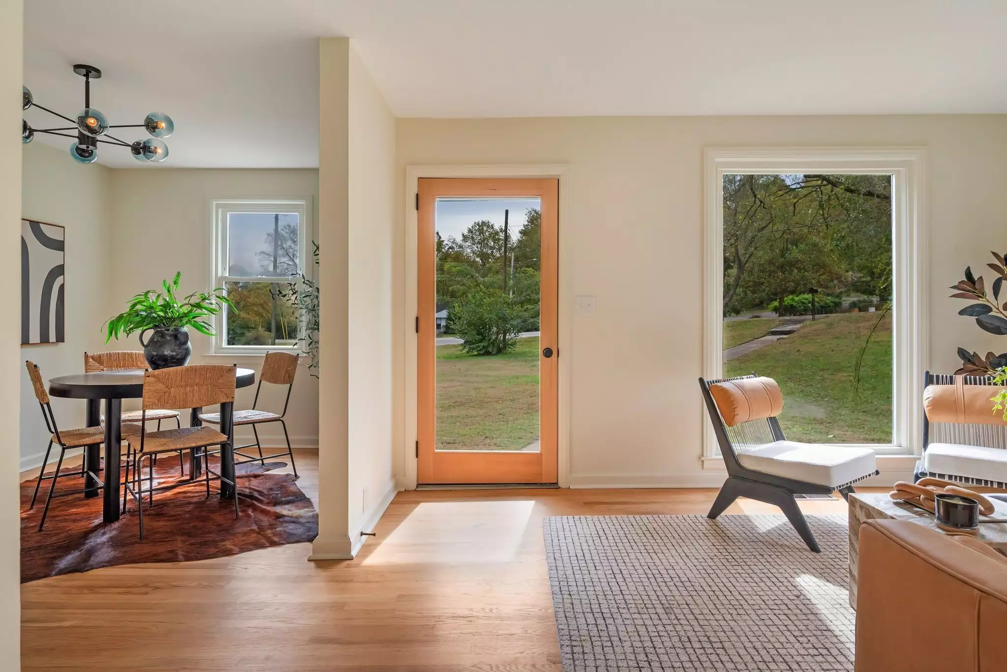 732 Drummond Dr, Nashville, TN  37211