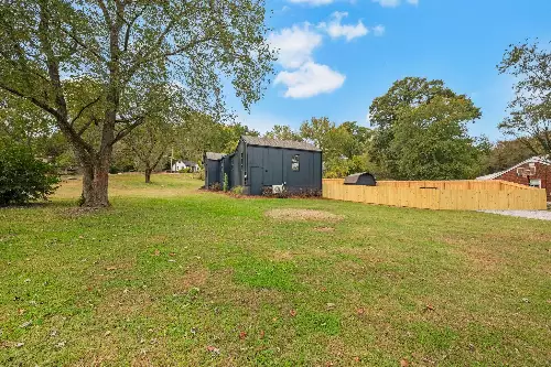 732 Drummond Dr, Nashville, TN  37211