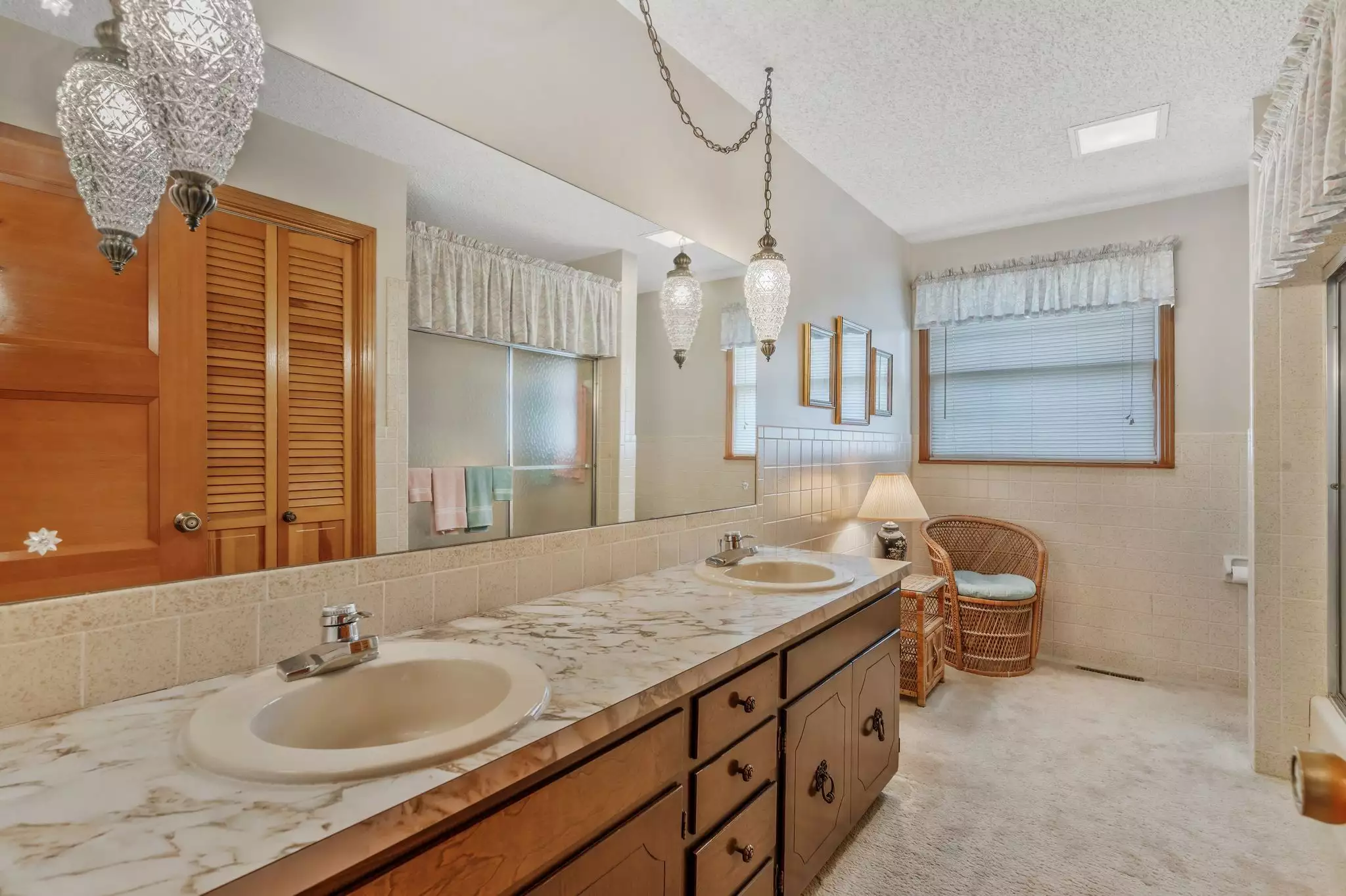 202 Shepherd Hills Dr, Madison, TN  37115