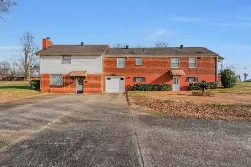 202 Shepherd Hills Dr, Madison, TN  37115