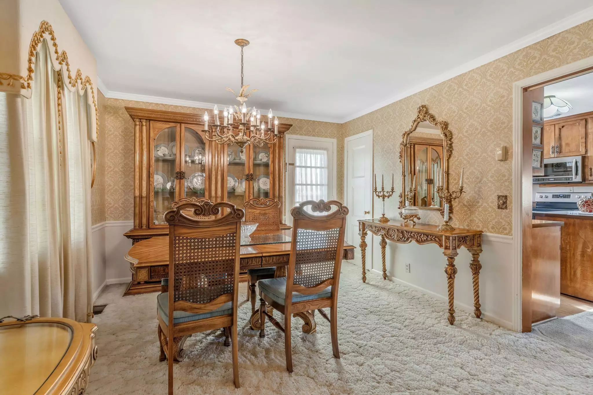 202 Shepherd Hills Dr, Madison, TN  37115