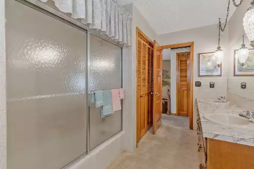 202 Shepherd Hills Dr, Madison, TN  37115