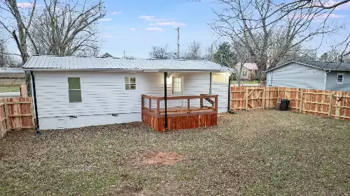 108 Decatur St, Shelbyville, TN  37160