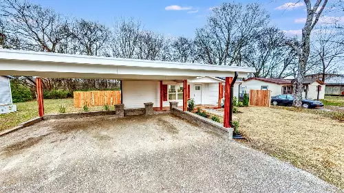 108 Decatur St, Shelbyville, TN  37160