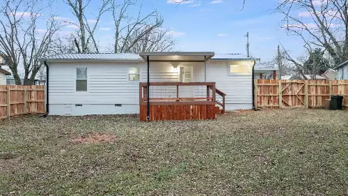 108 Decatur St, Shelbyville, TN  37160