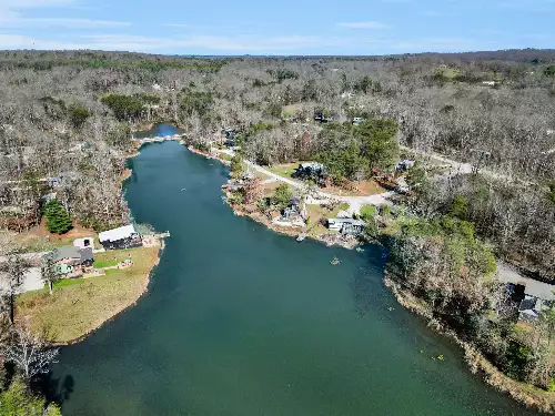 19 Lillypad Ln, Tracy City, TN  37387