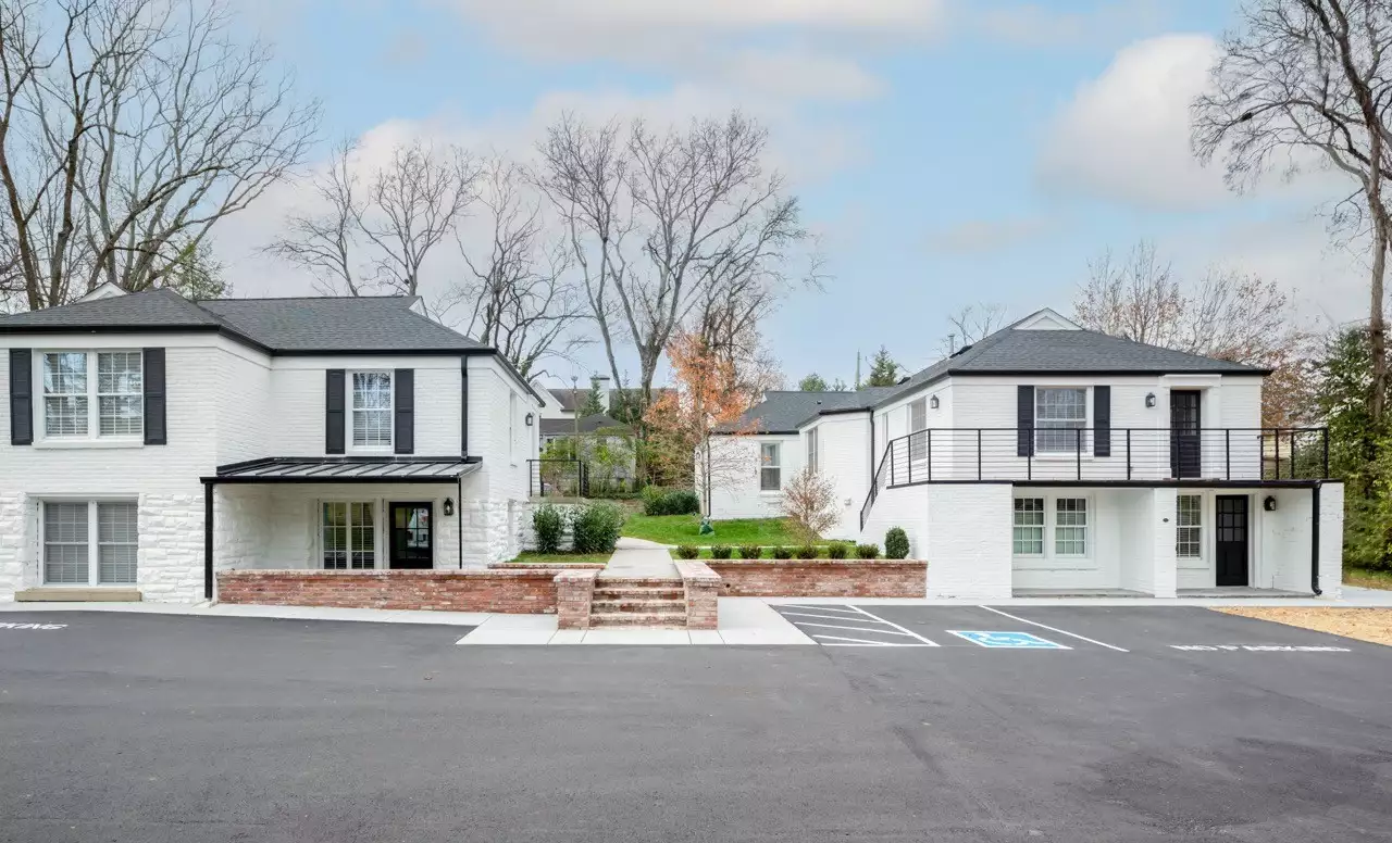 205 Leake Ave, Nashville, TN  37205