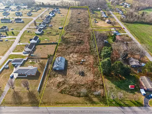 72 Monks Rd, Fayetteville, TN  37334