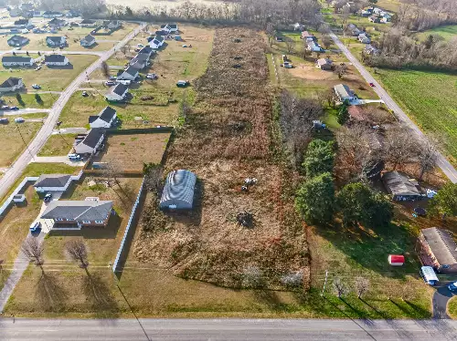 72 Monks Rd, Fayetteville, TN  37334