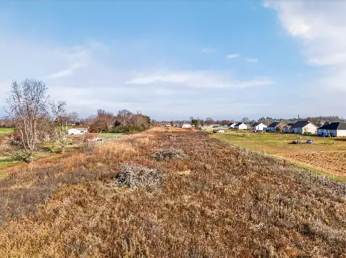 72 Monks Rd, Fayetteville, TN  37334