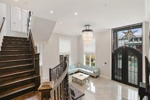 816 Shelby Ave, Nashville, TN  37206