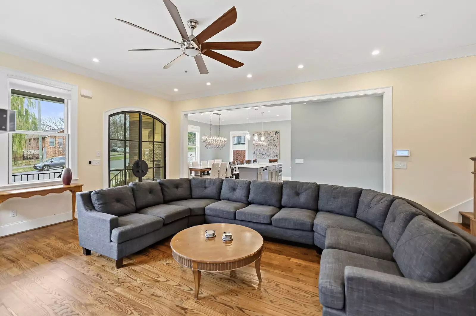 816 Shelby Ave, Nashville, TN  37206