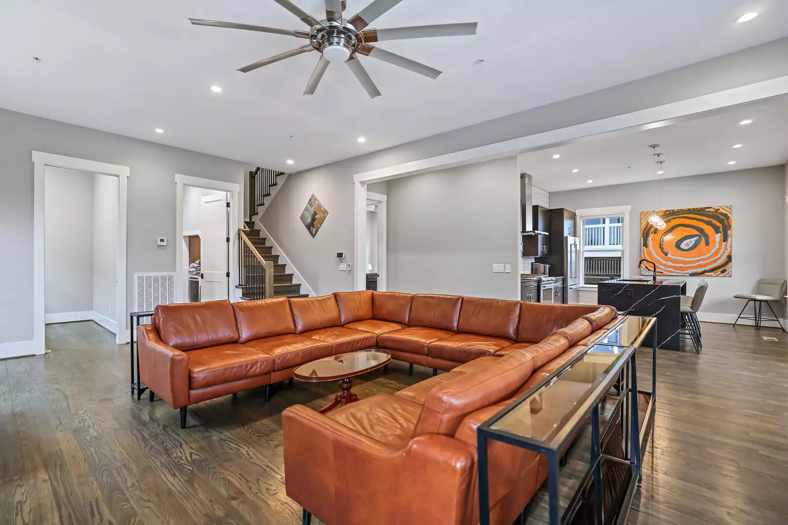 816 Shelby Ave, Nashville, TN  37206