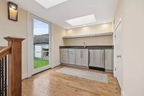 816 Shelby Ave, Nashville, TN  37206