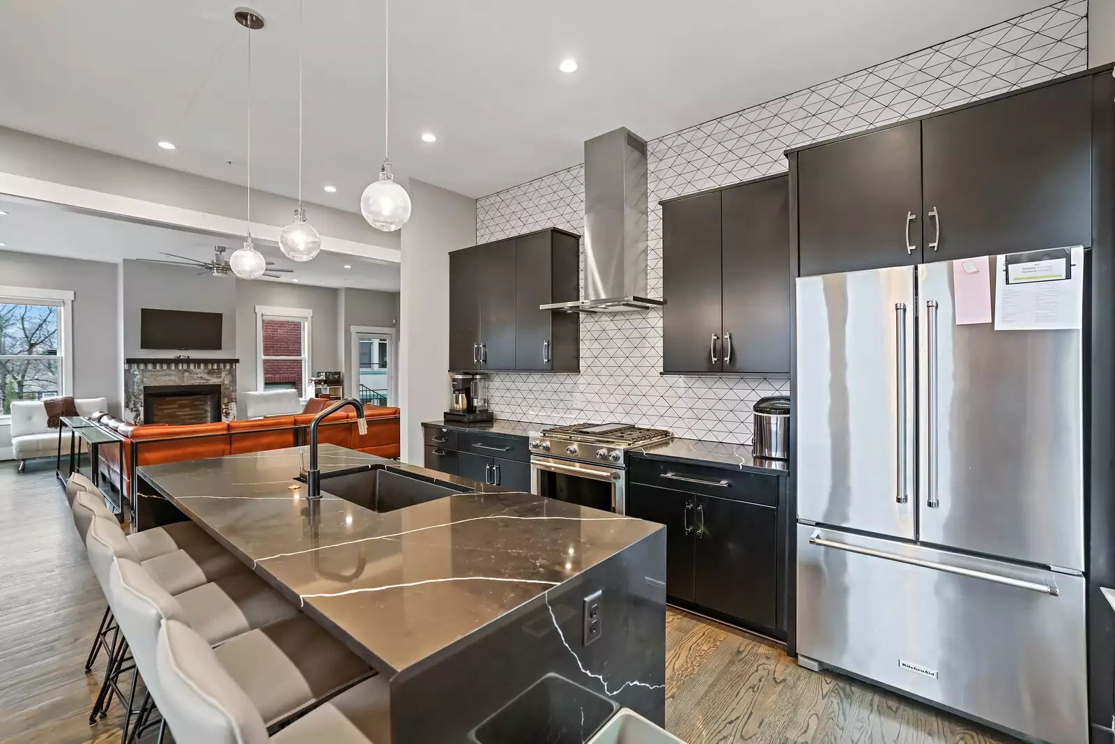 816 Shelby Ave, Nashville, TN  37206