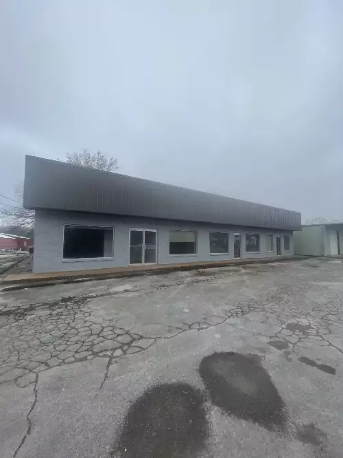 1405 Buffalo Rd, Lawrenceburg, TN  38464