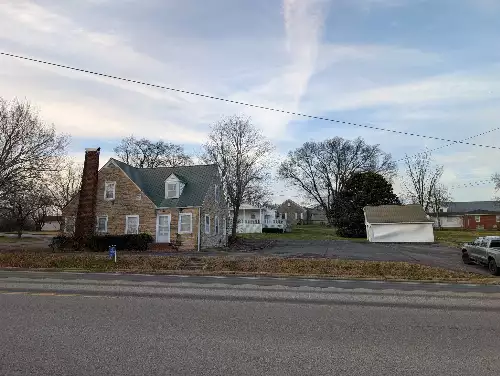 12 Magnolia Dr, Lynchburg, TN  37352
