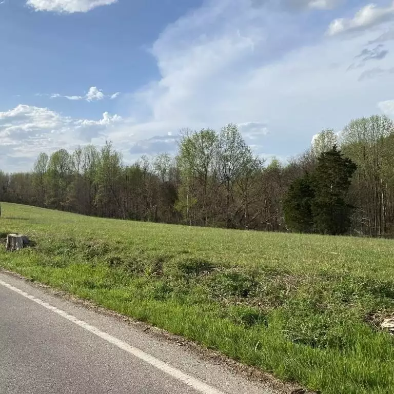 Carthage Rd, Pleasant Shade, TN  37145