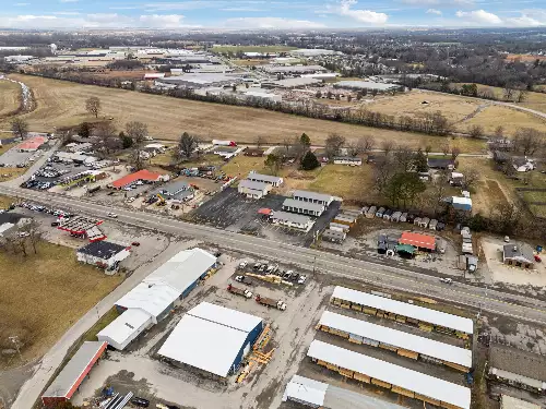 457 N Broadway, Portland, TN  37148