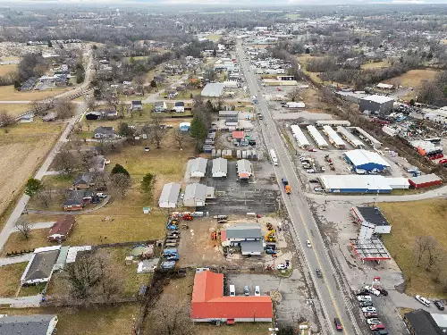 457 N Broadway, Portland, TN  37148