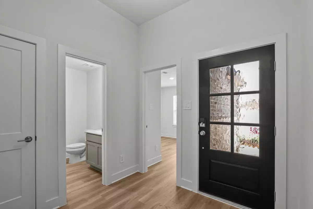 1721 Sharpstone Drive, Columbia, TN  38401