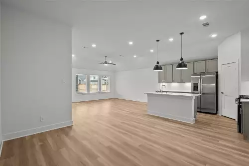 1721 Sharpstone Drive, Columbia, TN  38401