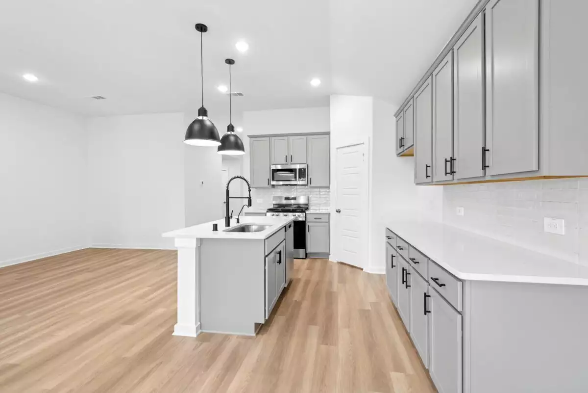 1721 Sharpstone Drive, Columbia, TN  38401