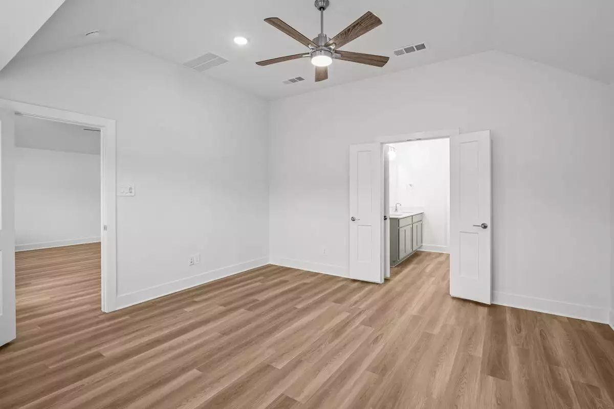 1721 Sharpstone Drive, Columbia, TN  38401