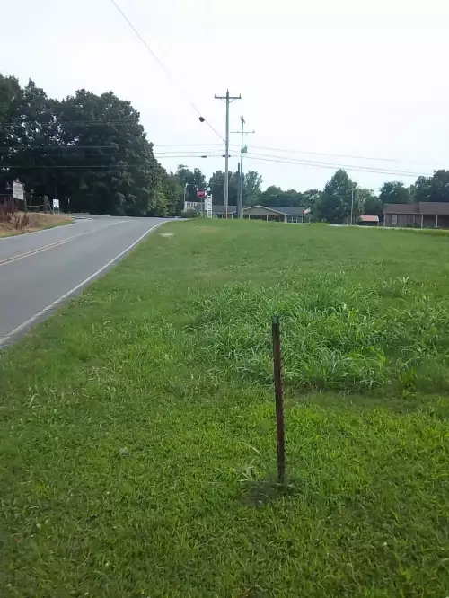 Highway 41, Adams, TN  37010