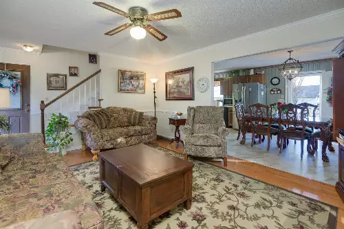 1311 Glenoaks Rd, Shelbyville, TN  37160