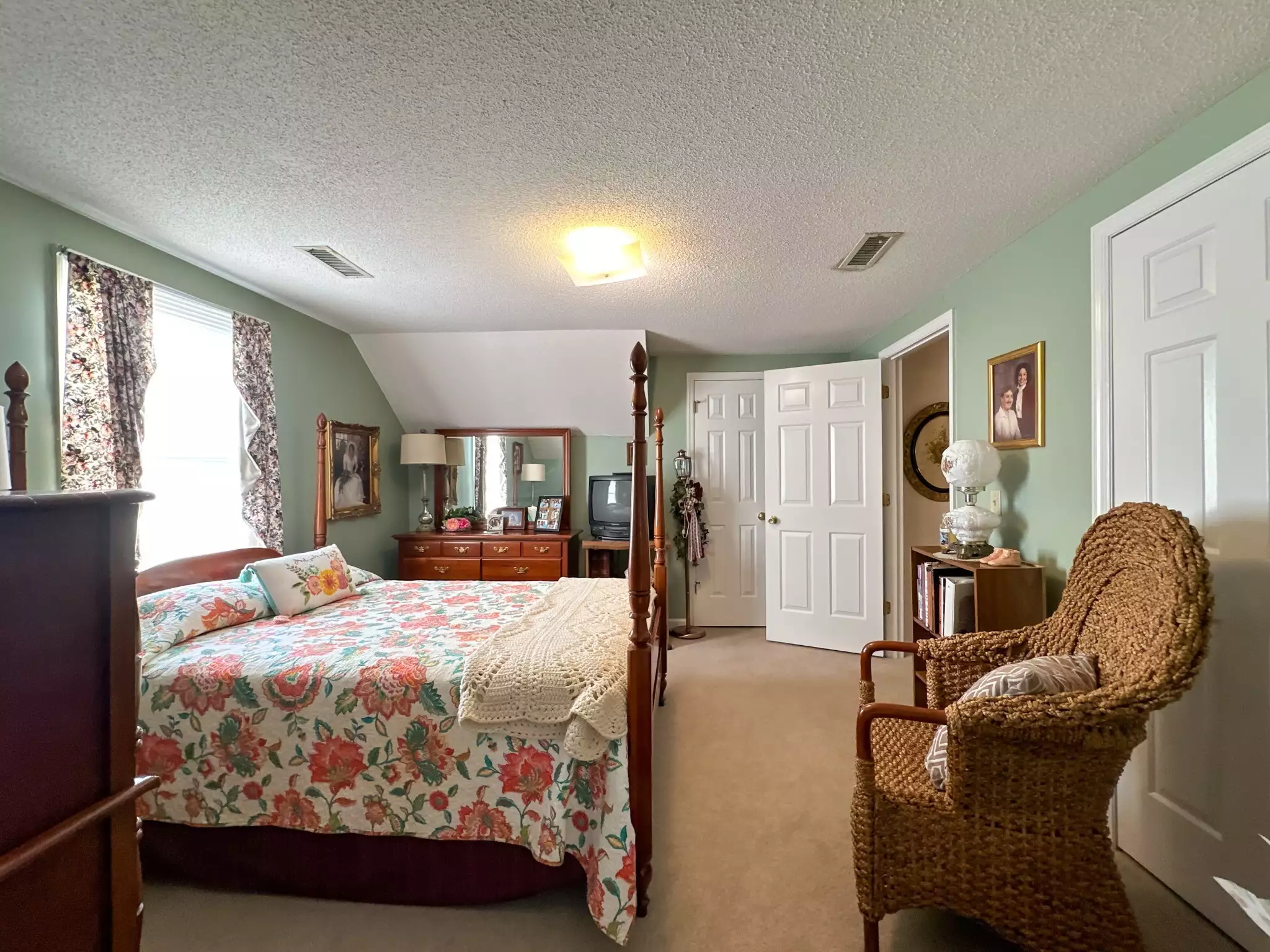 1311 Glenoaks Rd, Shelbyville, TN  37160