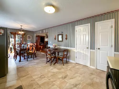 1311 Glenoaks Rd, Shelbyville, TN  37160