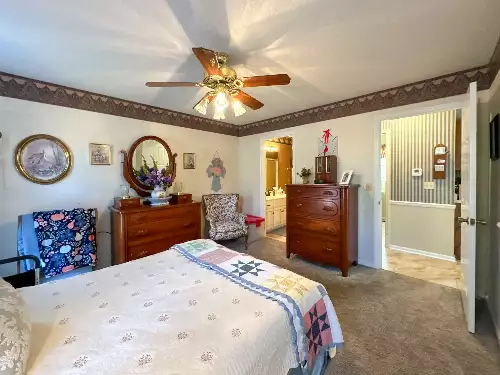 1311 Glenoaks Rd, Shelbyville, TN  37160