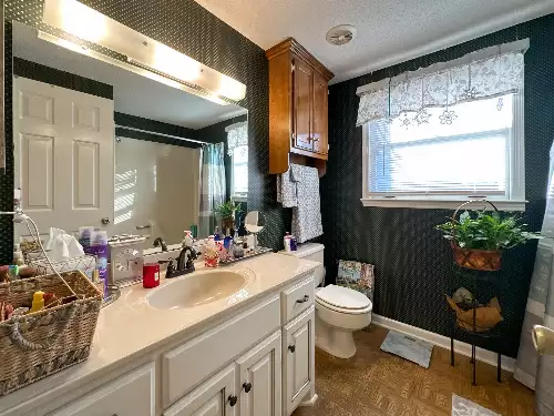 1311 Glenoaks Rd, Shelbyville, TN  37160