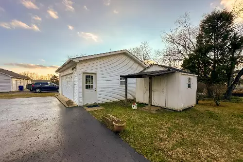 1311 Glenoaks Rd, Shelbyville, TN  37160