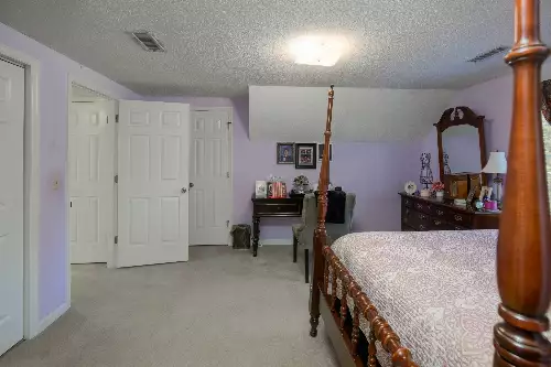 1311 Glenoaks Rd, Shelbyville, TN  37160