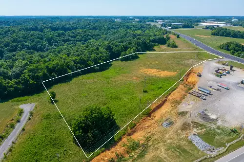 Highway 41, Springfield, TN  37172