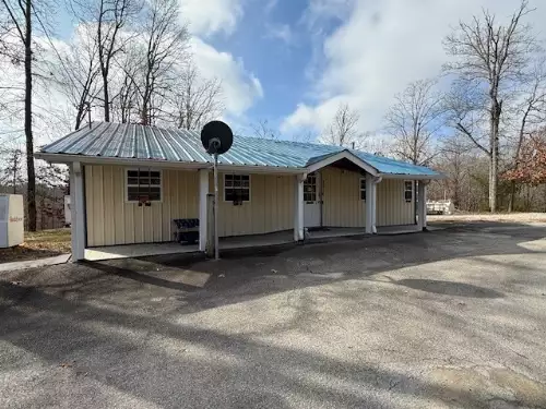 2316 Buffalo Rd, Hohenwald, TN  38462