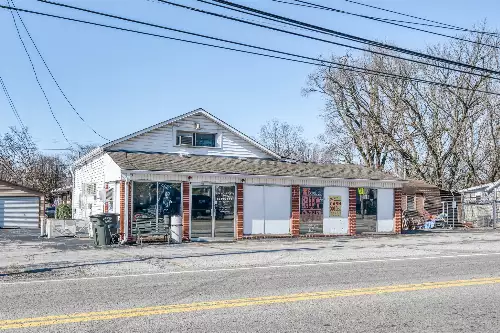 249 N Spring St, Sparta, TN  38583