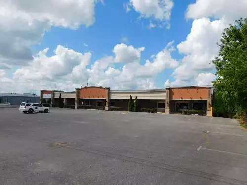 875 Union St, Shelbyville, TN  37160