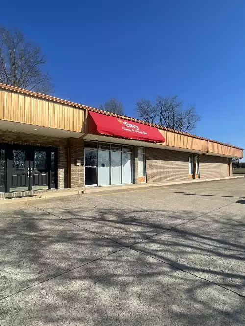212 Springer Rd, Lawrenceburg, TN  38464