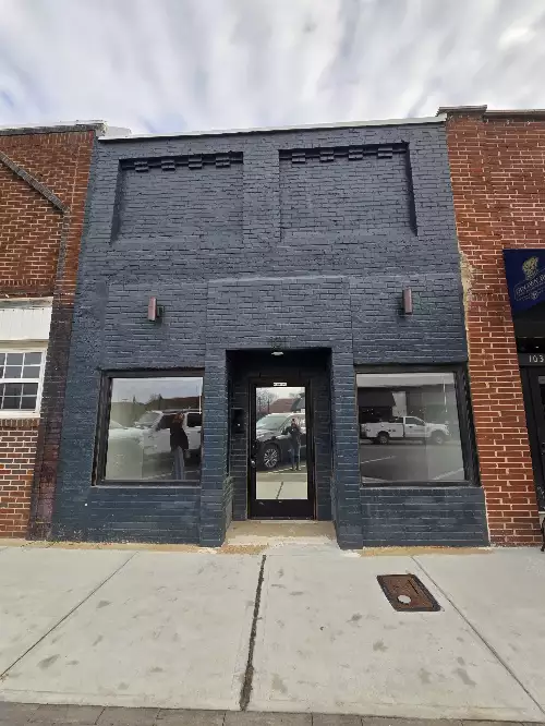 101 S Main St, Mount Pleasant, TN  38474