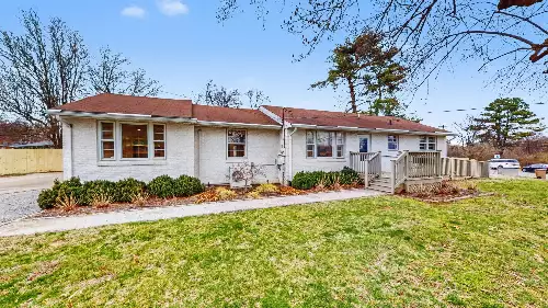 2898 Elm Hill Pike, Nashville, TN  37214