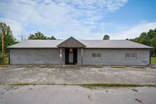 14127 CROSSVILLE HWY, Sparta, TN  38583