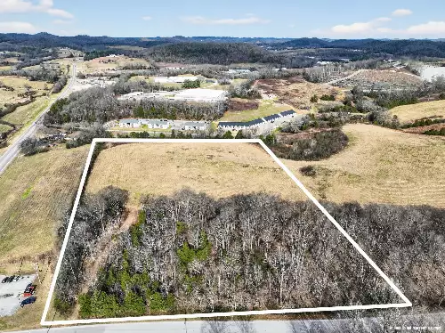 Rogers rd, Gordonsville, TN  38563
